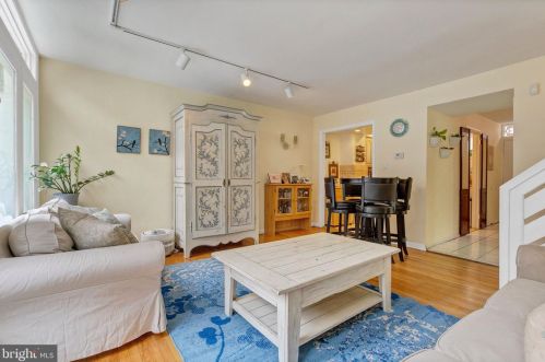 419 12 St, Philadelphia PA 19123-3733 exterior