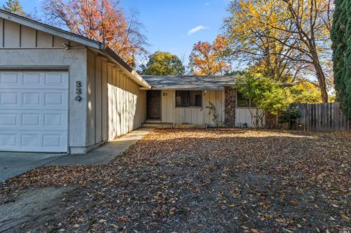 224 Amherst Ct, Vacaville, CA 95687-5706