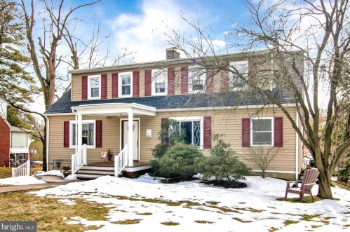 3613 Centerfield Rd, Harrisburg, PA 17109-2535