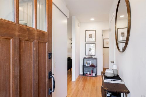 25 Wordsworth Ct, Mill Valley, CA 94941-4637