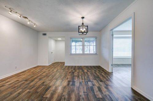 9930 Cloister Dr, Dallas TX  75228-3617 exterior