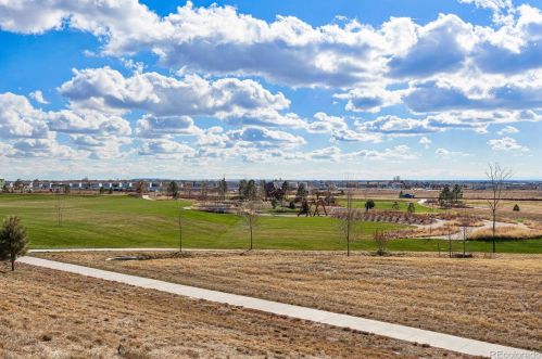 21001 60th Ave, Denver CO  80019 exterior