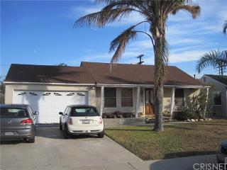 8212 Grimsby Ave, Los Angeles, CA 90045-3318