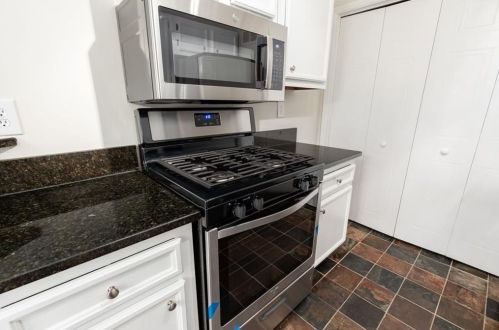 1303 Country Park Dr, Smyrna GA  30080-8227 exterior
