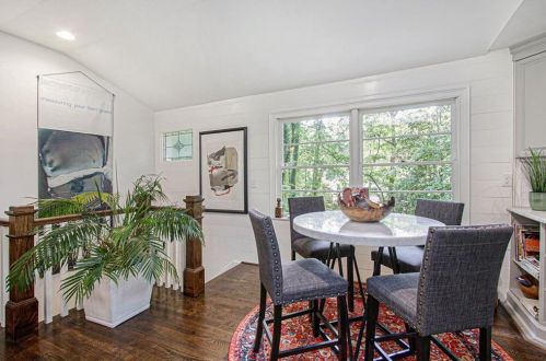 4142 Haverhill Dr, Atlanta GA  30342-3818 exterior