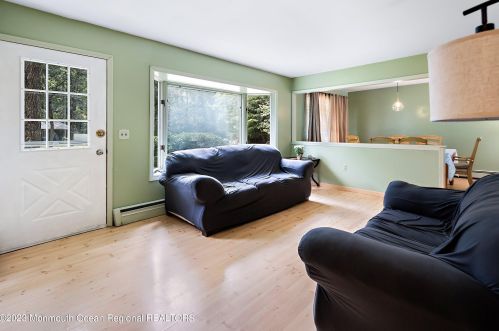 33 Murdock Pl, Jackson Twp, NJ 08527-2906