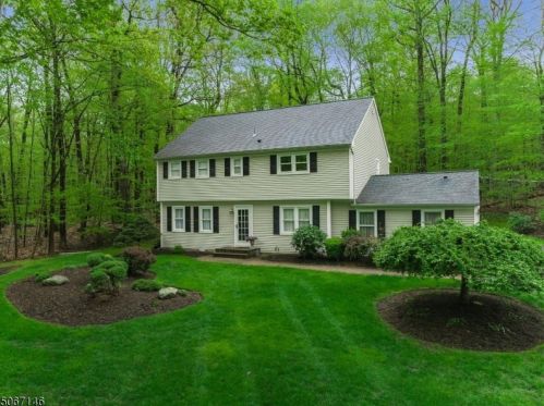 22 Colby Dr, Andover, NJ 07821-3904
