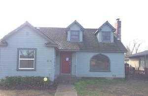 315 Harvard Ave, Coalinga, CA 93210-1228