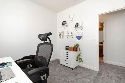 364 Applegate Dr, Valley Home CA  95361-8285 exterior