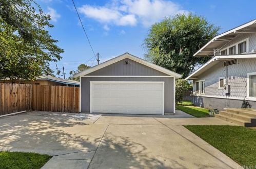 6268 Palm Ave, Riverside CA  92506-2021 exterior