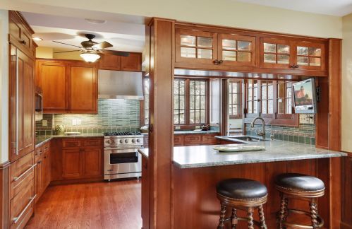 5251 Bald Eagle Blvd, Saint Paul MN  55110-6532 exterior