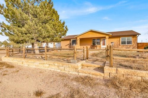 1286 Ladonia Dr, Pueblo CO  81007-1336 exterior