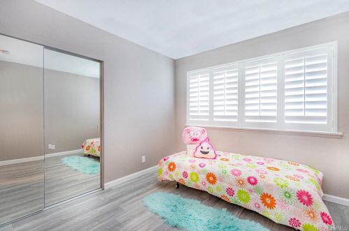 1345 Kaeleku St, Honolulu HI  96825-3003 exterior