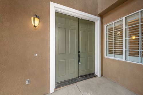 1411 Scenic Ct, Perris, CA 92571-7319