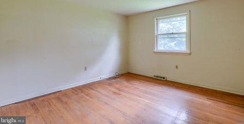 1343 Country Club Dr, Lancaster PA  17601-5209 exterior