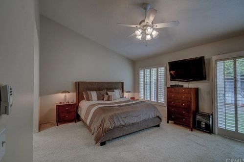 7 Deer Spg, Irvine CA  92604-3011 exterior