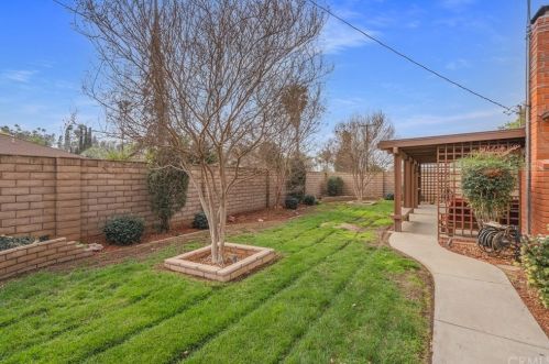 10080 Glenbrook St, Riverside CA  92503-5467 exterior