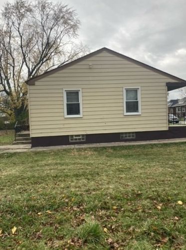 15818 Paulina St, Dixmoor, IL