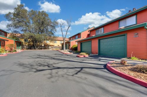 9351 River Oaks Ln, Citrus Heights, CA 95662-4952