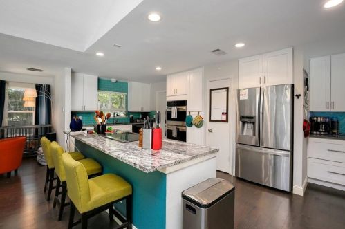 6217 Alpha Rd, Dallas, TX 75240-3534