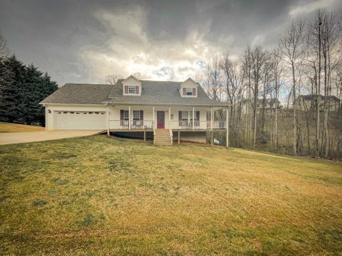 57 Greenview Ct, Cleveland, GA 30528-1596