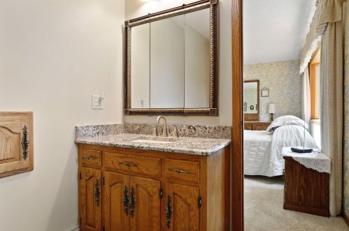 7807 64th St, Saint Paul MN  55115-6849 exterior