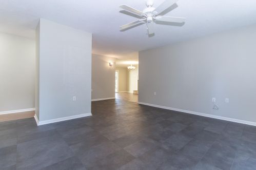 208 Kentucky Dr, Ladson SC  29456-3281 exterior