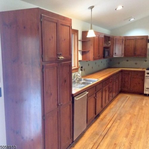970 Middleville Rd, Fredon, NJ 07860-4237