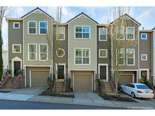 10285 Wilshire Ln, Portland, OR 97229-8150
