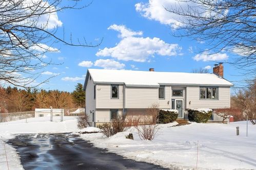 41 Old Auburn Rd, Derry, NH 03038-5550