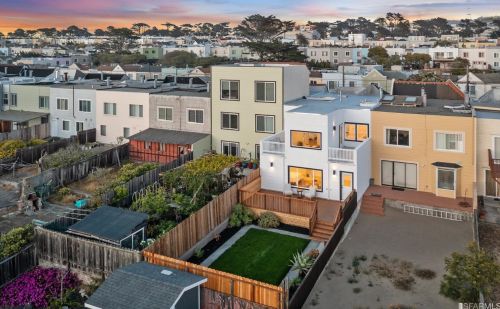 1767 40th Ave, San Francisco CA  94122-4039 exterior