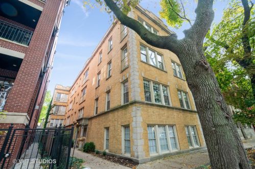 2215 Bissell St, Chicago, IL 60614-3619