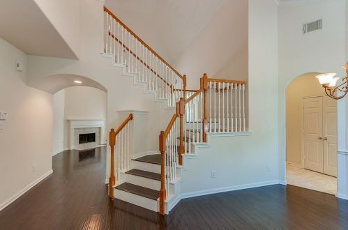 46 Raindance Ct, Conroe, TX 77385-3699