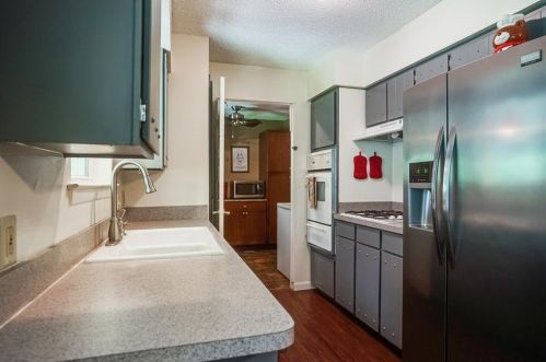 5920 Rickee Dr, Fort Worth TX  76148-2734 exterior