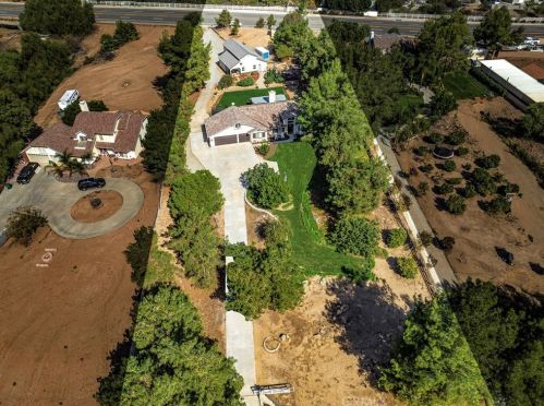 17368 Owl Tree Rd, Riverside CA  92504-9529 exterior