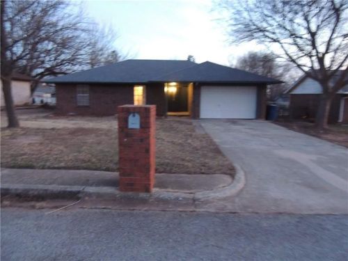 20040 Timberidge Rd, Harrah, OK 73045-9636
