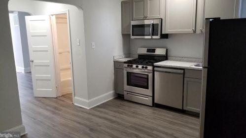 5411 Berks St, Philadelphia PA 19122-2132 exterior