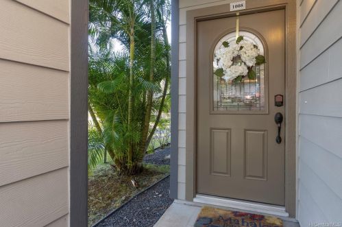 7012 Hawaii Kai Dr, Honolulu HI  96825-4137 exterior