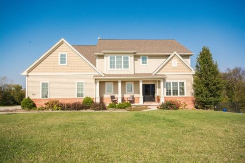 1413 Mayfield Ct, Trivoli, IL 61569-2501