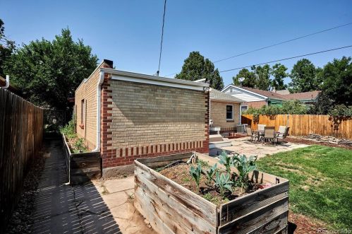 2670 Logan St, Denver CO  80210-4428 exterior