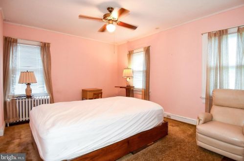 2013 Glen Ross Rd, Silver Spring MD 20910-2125 exterior