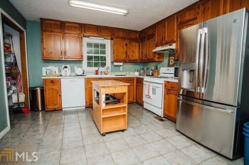 70 Frances Shirey Way, Newnan, GA 30263-4455