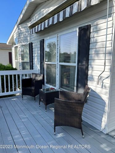 417 Maplehurst Ct, Lakehurst, NJ 08759-3545