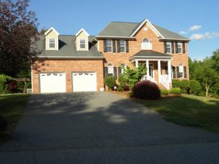 496 Harvest Pine Rd, Lewisville, NC 27023-9696