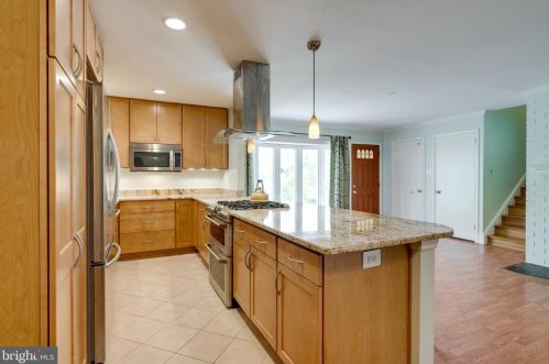 5408 Juliet St, Springfield VA  22151-2615 exterior