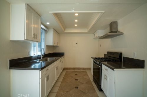 2650 Park Ln, Anaheim CA  92806-1728 exterior