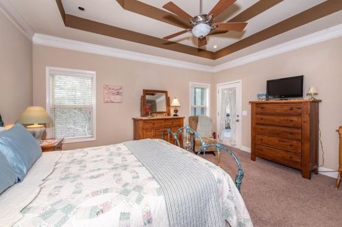 369 Hawkins Rdg, Big Canoe GA 30143-4748 exterior