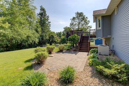 9056 Glacier Rd, Saint Paul MN  55125-3465 exterior