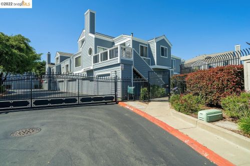 25550 Southwick Dr, Hayward, CA 94544-2765