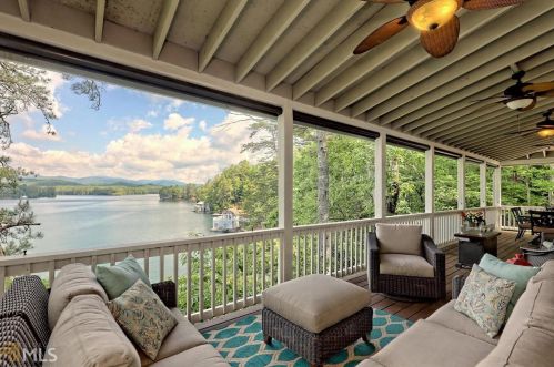 1027 Perrin Cove Rd, Tiger, GA 30576-1735